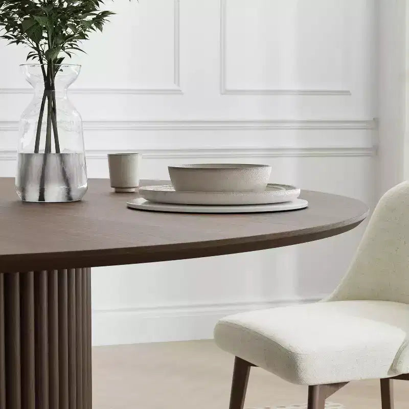 Tavolo da pranzo rotondo in legno massello da 117 cm, Nero / Rovere / Noce, 4 posti a sedere