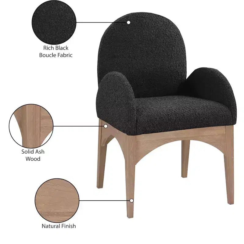 Sedia da pranzo con braccioli in tessuto bouclé nero/crema, 1 posto, gambe in frassino naturale