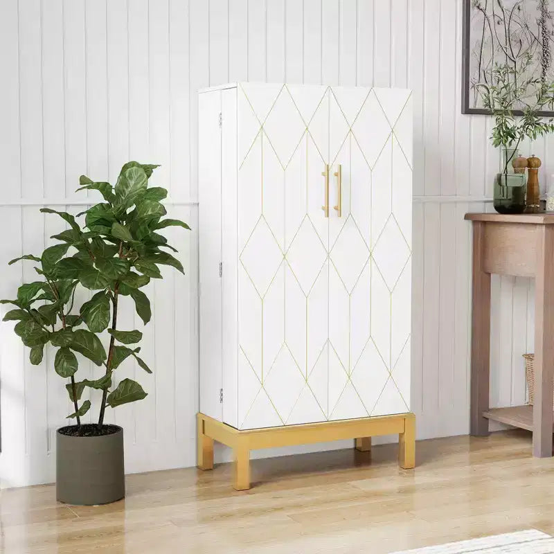 Dispensa in legno bianco con ante geometriche dorate, 2 ante e 8 ripiani, montaggio a 1 persona